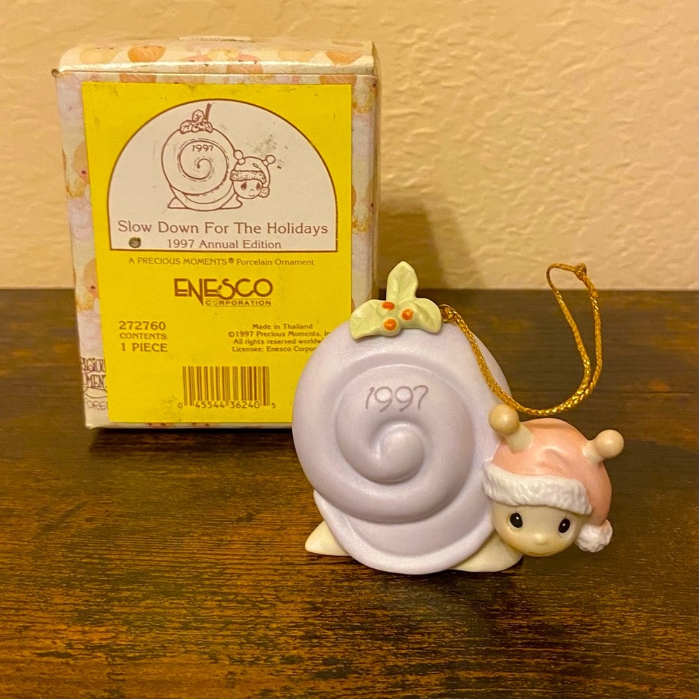 1997 Precious Moments Ornament. Artwork by the late Sam Butcher.